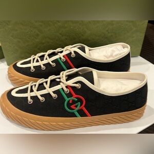 Brand New GUCCI  Monogram Interlocking G Mens Tortuga Low Top Sneakers Gucci